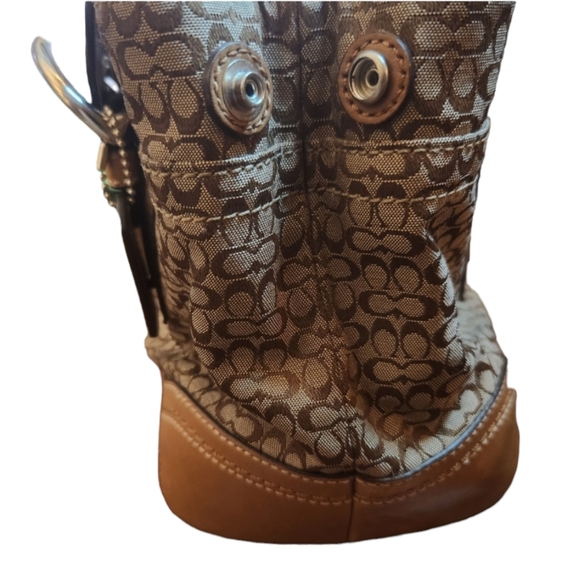 Coach Soho Mini SignatureTote Brand New With Tags Condition is Very Good - Picture 9 of 13